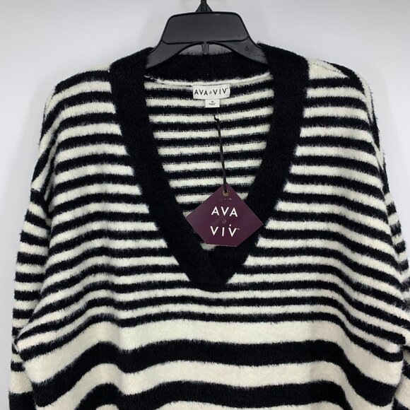 Ava & Viv Sweater Stripe Black Fuzzy VNeck Pullover Tunic NWT - Picture 3 of 10